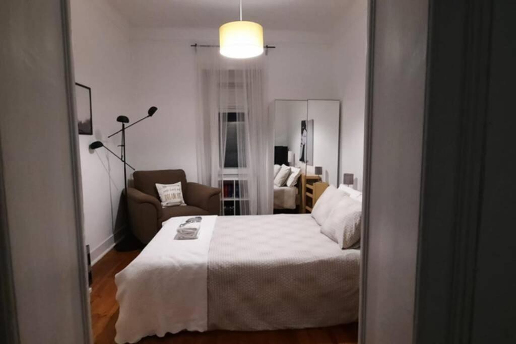 Charming Sunny Terrace / One Bedroom Apartment Lisboa Ngoại thất bức ảnh